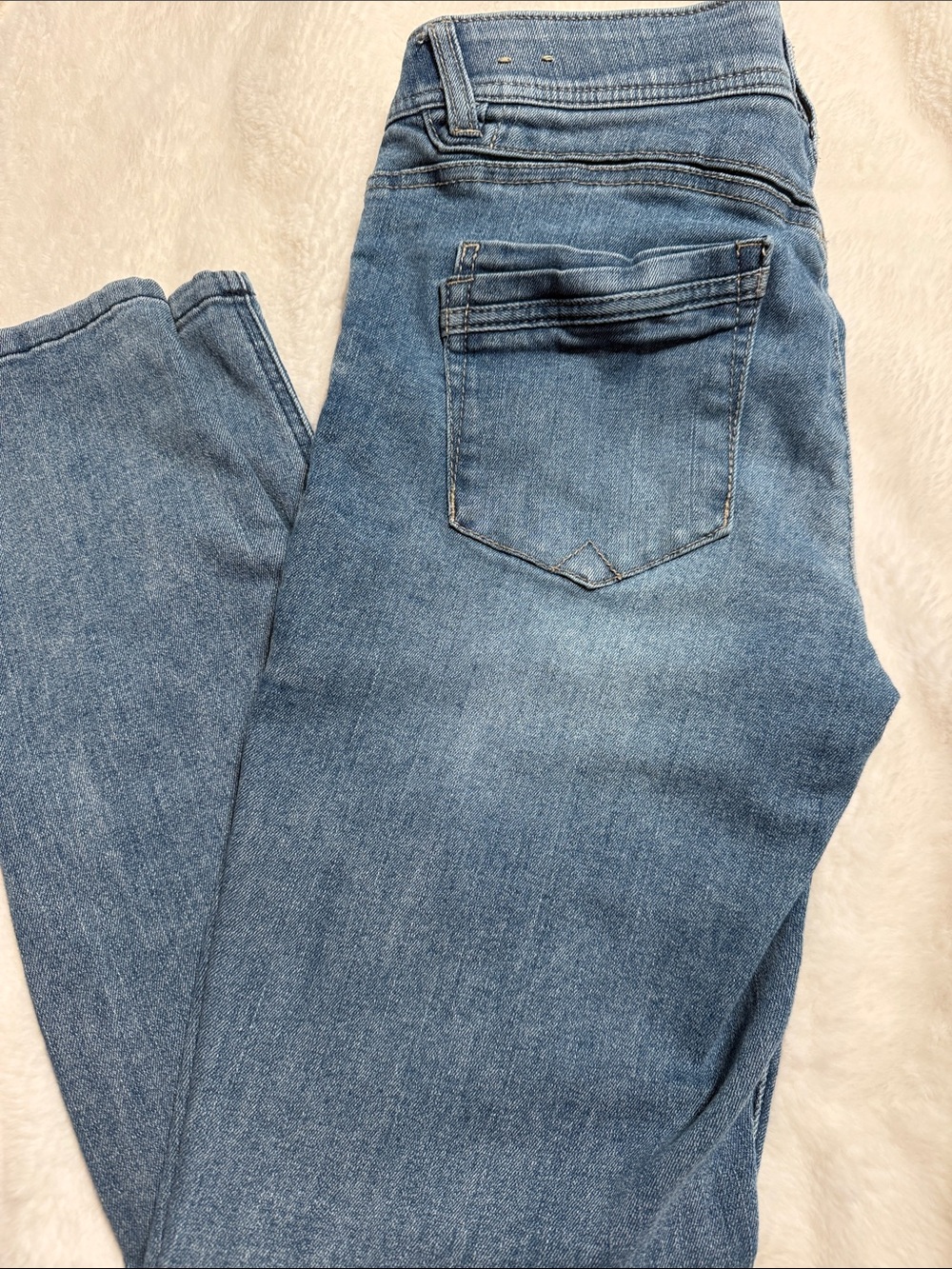 Democracy Women's Straight Leg Jeans in Light Blue Wash